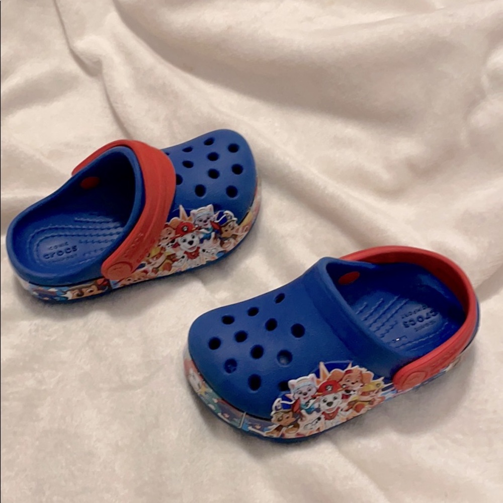 Paw Patrol size 5 boy crocs